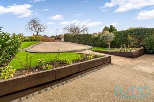 Photo 23- click for photo gallery